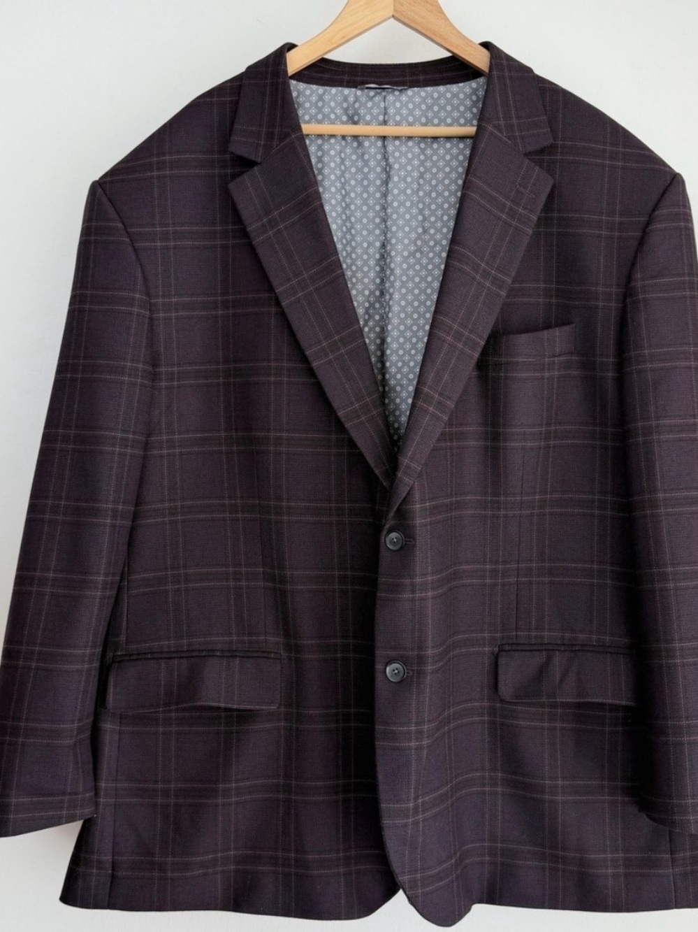 Oak Hill Men's Dark Plum Windowpane Blazer - Classic Two-Button Sport Coat